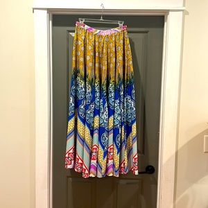 Boho gypsy style skirt - size small